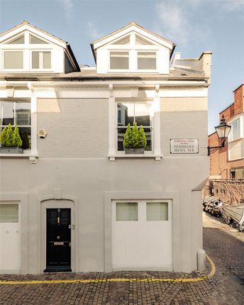 Pembroke Mews, Kensington photo 2