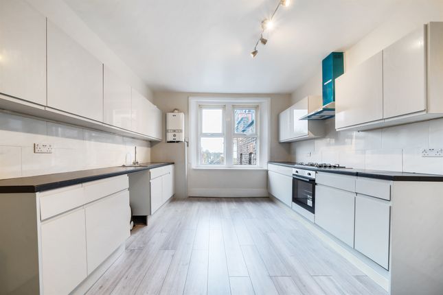 Flat for sale in Sydenham Road, London