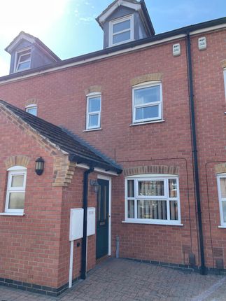 Town house to rent in Nottingham Road, Melton Mowbray