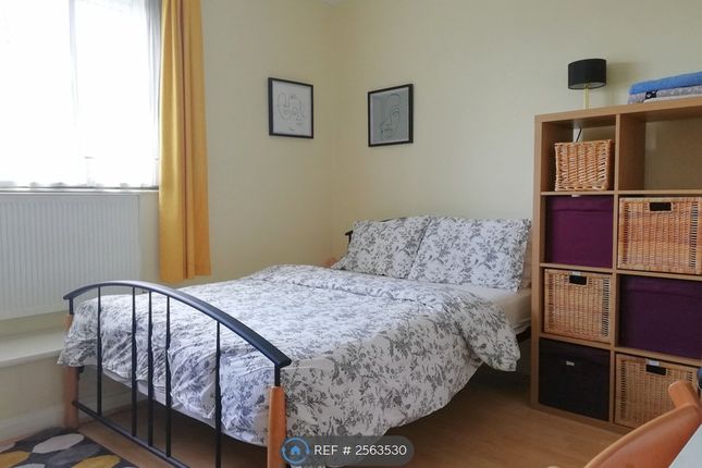 Double Bedroom 1 Or Living Room