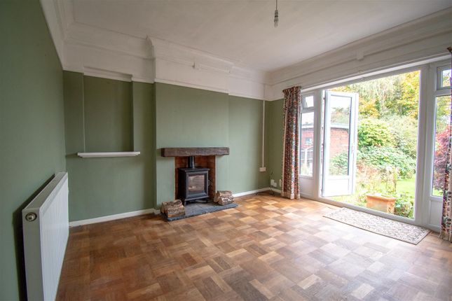 49, Newbery Avenue, Long Eaton photo 2