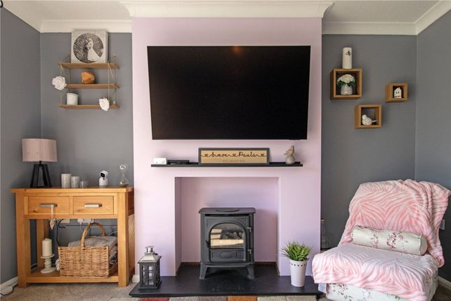 14 Willow Close, Gainsborough photo 3