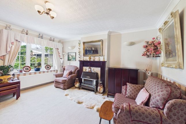 48 Glendale Close, Nottingham photo 3