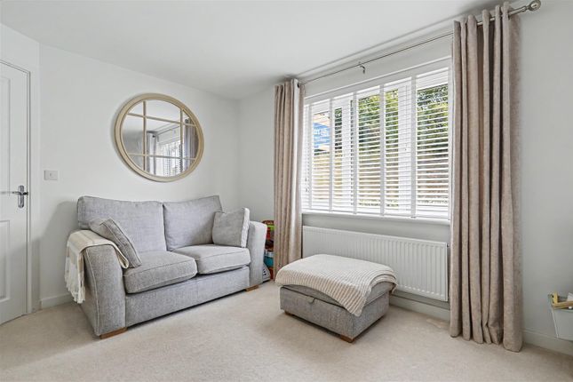 71, Slater Way, Derbyshire photo 4