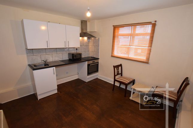 Flat to rent in |Ref: R152304|, Hanover Buildings, Southampton