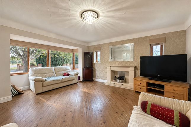 1 Brooklet Road, Wirral photo 2