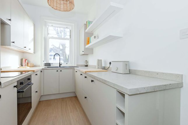 Flat for sale in Rutland Gardens, Hove