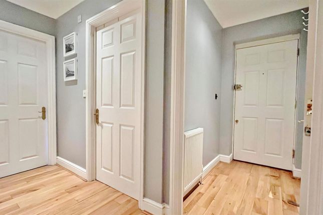 4, Earlswood Lodge, Walton-on-the-Naze photo 3