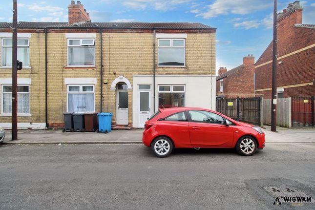 Thumbnail End terrace house for sale in Middleburg Street, Hull