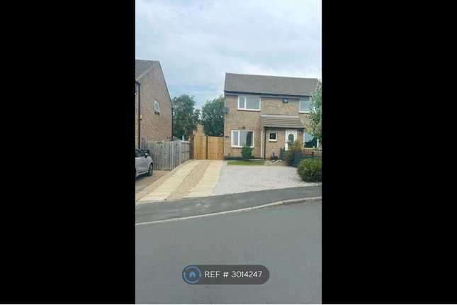Acorn Drive, Leeds photo 2