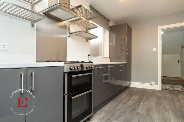 5 Stoney Road, Coventry photo 4