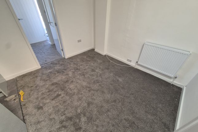 76A, Gipsy Lane, Belgrave photo 3