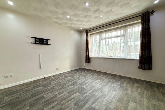 89, Harvey Road, Willesborough photo 3