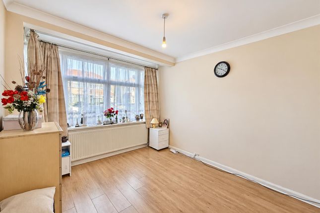 91, Marlborough Road, Southall photo 4