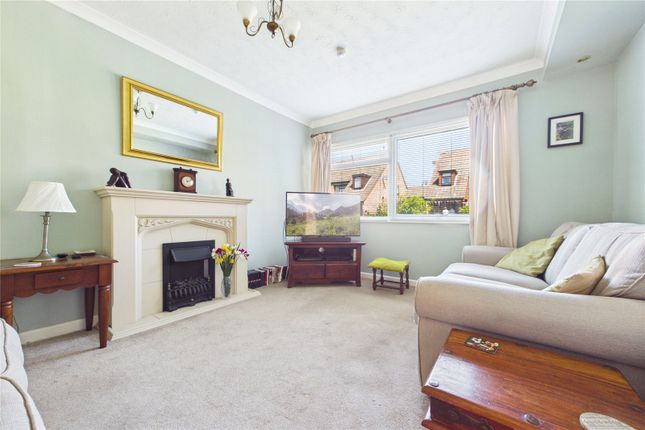 23, Tithebarn Grove, Reading photo 2