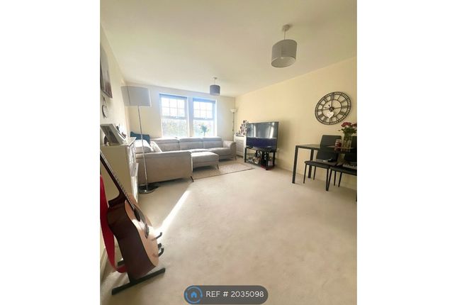 Thumbnail Flat to rent in Wey Court, Woking