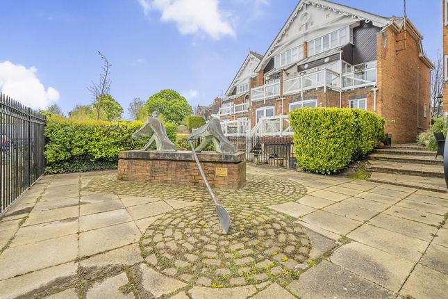 Flat to rent in Boathouse Reach, Henley On Thames