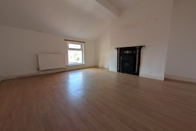 Apartment 3, 17, Trinity Road, Bootle photo 2