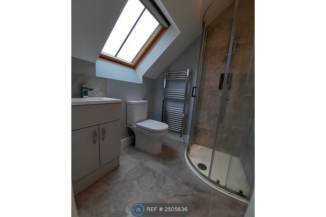 En Suite To Master Bedroom