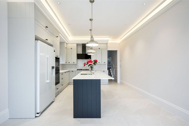 196, Victoria Road, London photo 4