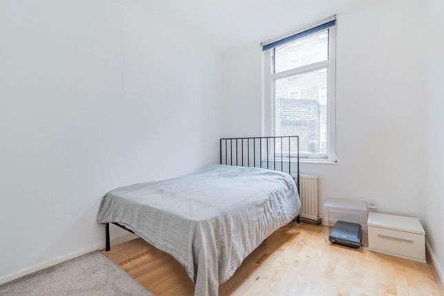 Flat for sale in Cleveland Street, Fitzrovia