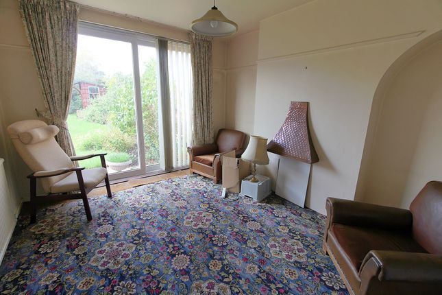 3 Roehampton Drive, Wigston photo 4