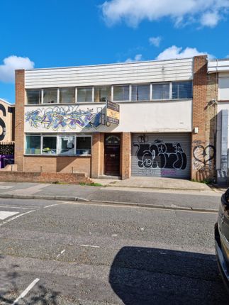 Industrial to let in London