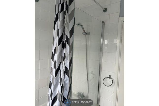 Locking Road, First Floor Flat, Weston-Super-Mare photo 3