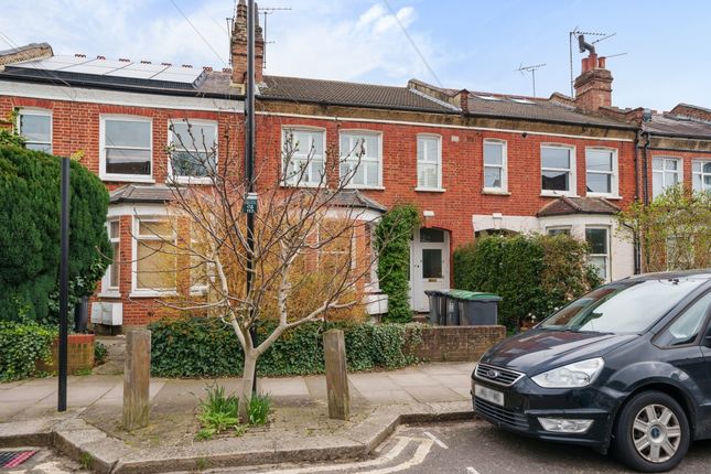 Maisonette to rent in Crescent Road, London