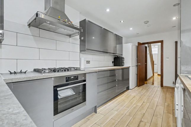 21, Salisbury Road, London photo 4