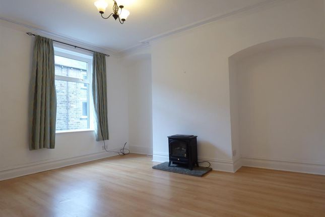 9, Gladstone Street, Bingley photo 2