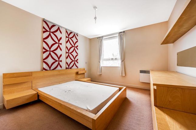 Flat 20, Quadrivium point, Tuns Lane, Slough photo 2