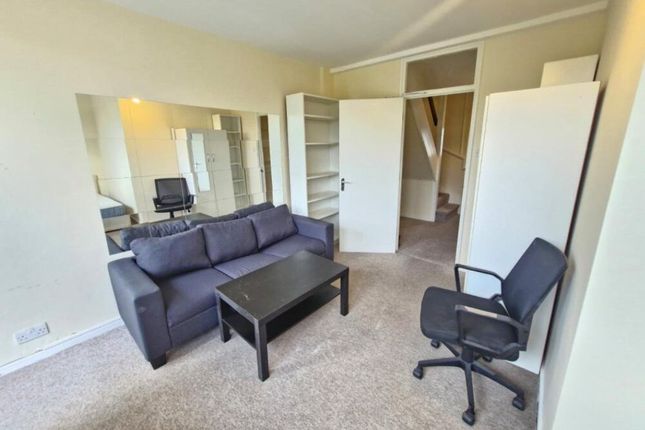 1, Twyford Road, London photo 5