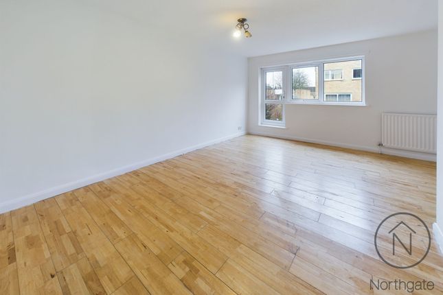 81 Guthrum Place, Newton Aycliffe photo 2
