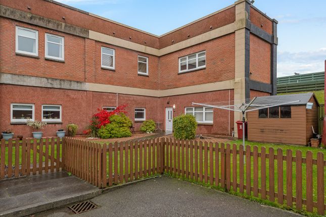 Thumbnail Flat for sale in Broadside Court, Denny