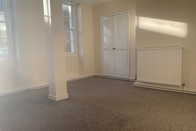 Flat 2, Ilminster photo 2