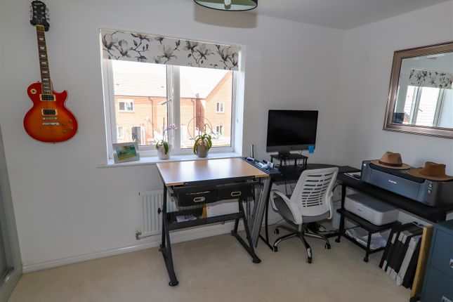 Semi-detached house to rent in Furrow Close, Upton-Upon-Severn, Worcester