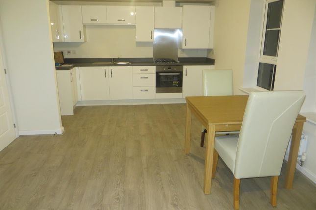 Studio to rent in Tawny Grove, Coventry