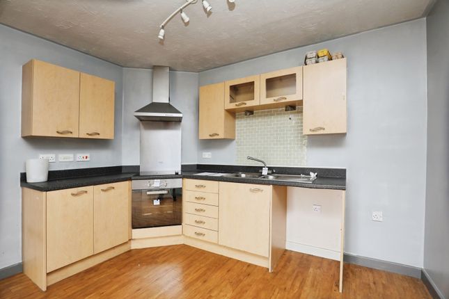 73, Delamere Court, Crewe photo 4