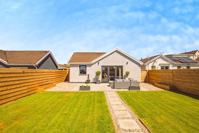 64, Millfields Close, Pembrokeshire photo 4
