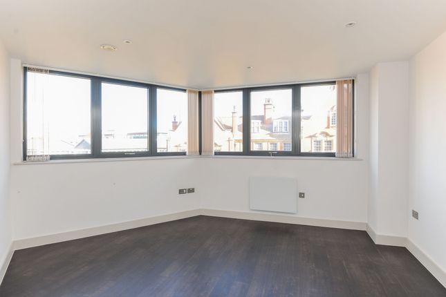 Apt 27, The Fitzgerald, Sheffield photo 4
