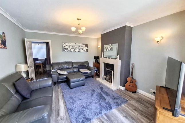 14, St. Joans Grove, Hartlepool photo 3