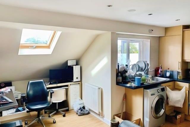 6a, Bradstocks Way, Abingdon photo 3