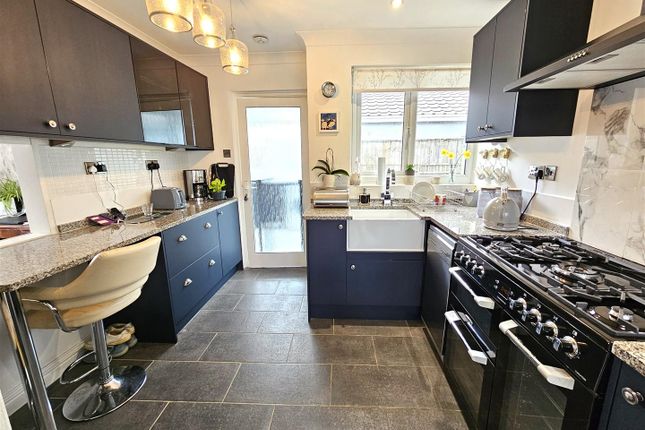 5, Chaucer Road, Tavistock photo 3