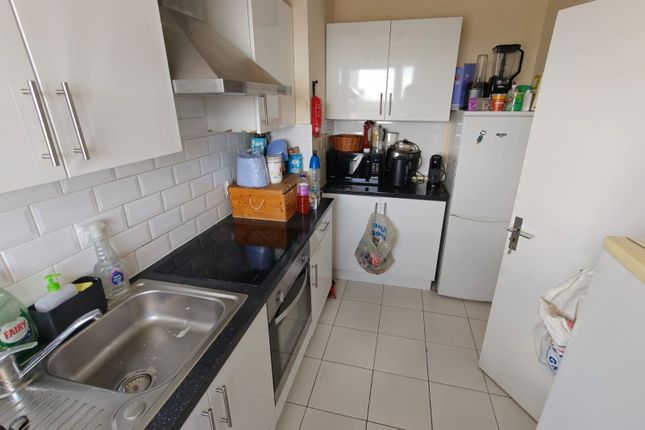 Flat 50, Selman House, London photo 3