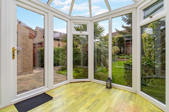 11, Oxborough Drive, King's Lynn photo 4