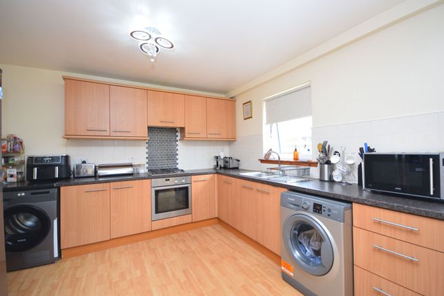 35 Kirkland Drive, Leven photo 4