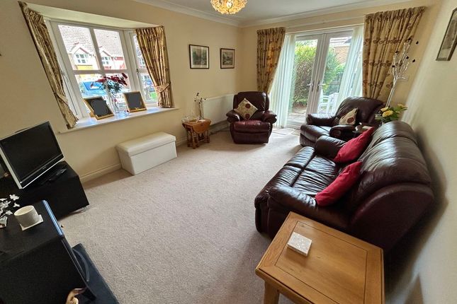 1, Maes Ebberston Place, Colwyn Bay photo 2