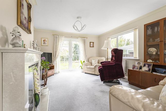 15, Painters Lane, Sutton photo 2