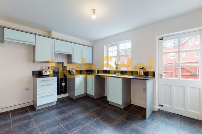 Thumbnail Terraced house to rent in Mersey Walk, Tranmere, Birkenhead